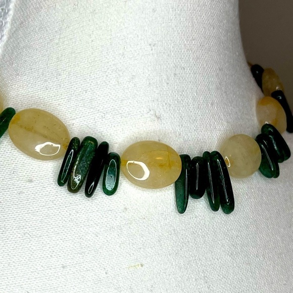 ⭐️ NWOT- Costume Jewelry- One-of-a-kind handmade choker necklace - Picture 5 of 6